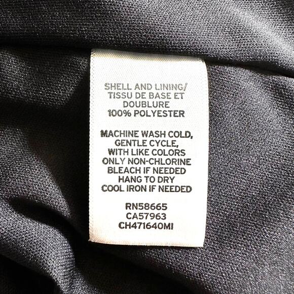 Chelsea28 Women's Floral Print V Neck Short Sleeve Romper Black Red Size Small - Picture 12 of 16